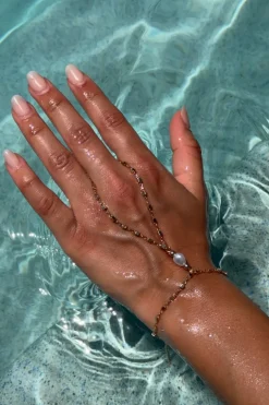 14+ beach hand chain