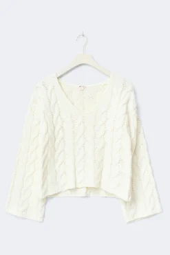 14+ cable knitted sweater