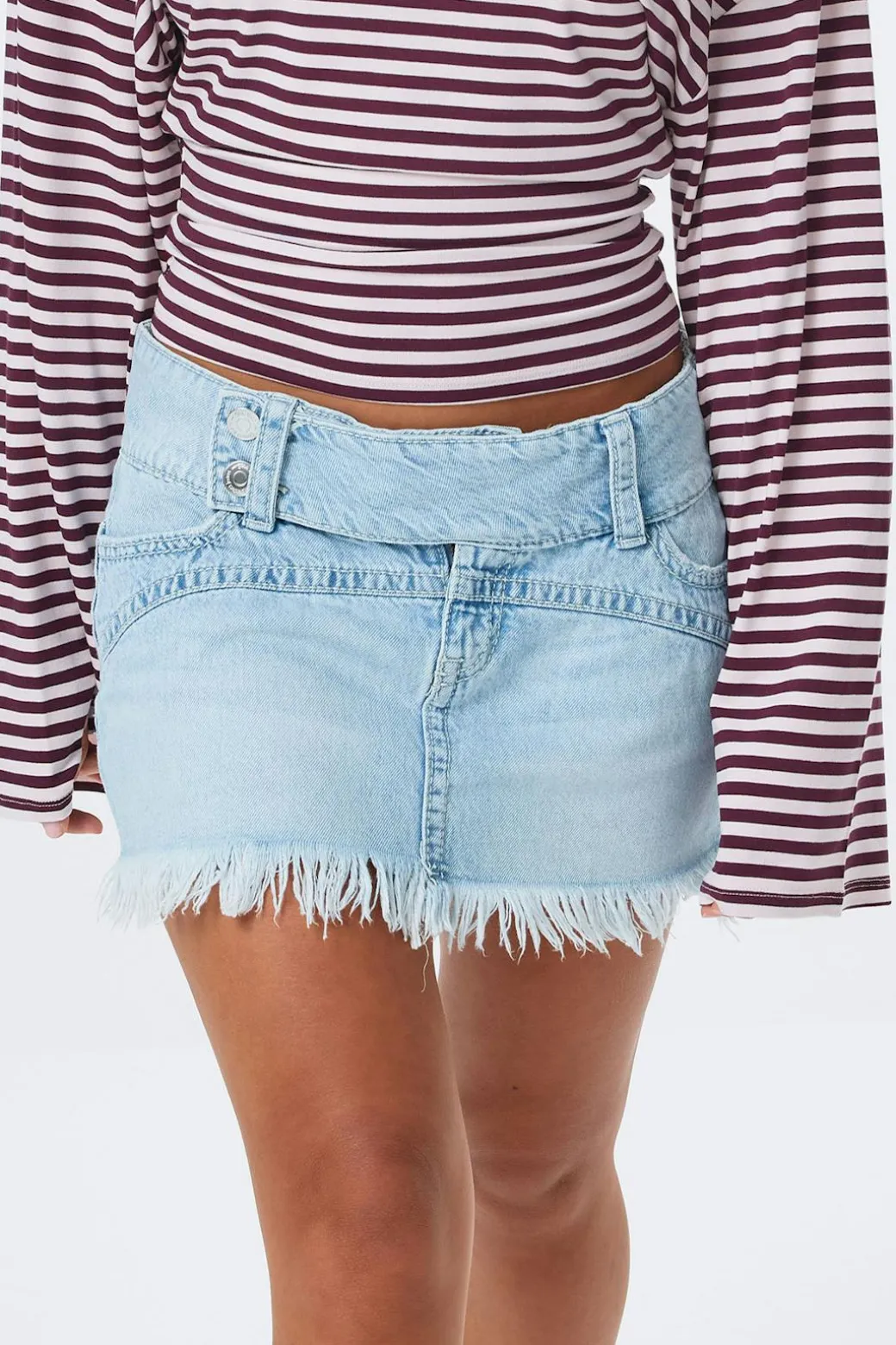 14+ pleated low denim skirt