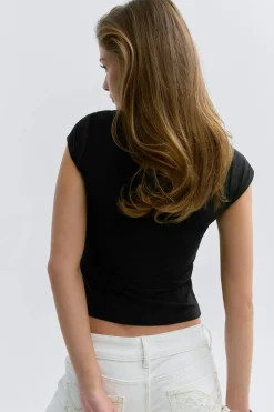 14+ short sleeve top