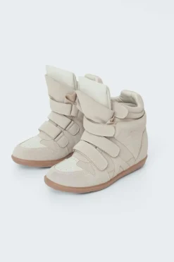 14+ wedge sneakers