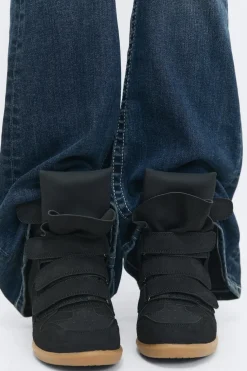 14+ wedge sneakers