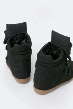 14+ wedge sneakers