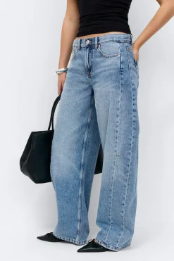 Balloon jeans