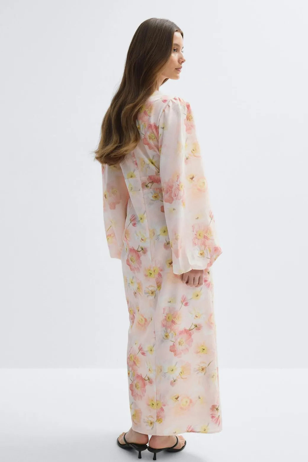 Balloon sleeve dress