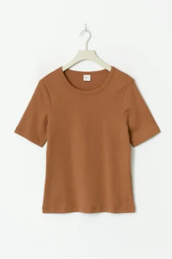 Basic classic top