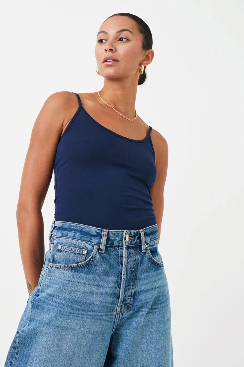 Basic strap singlet