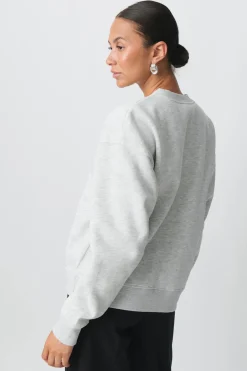 Basic sweater