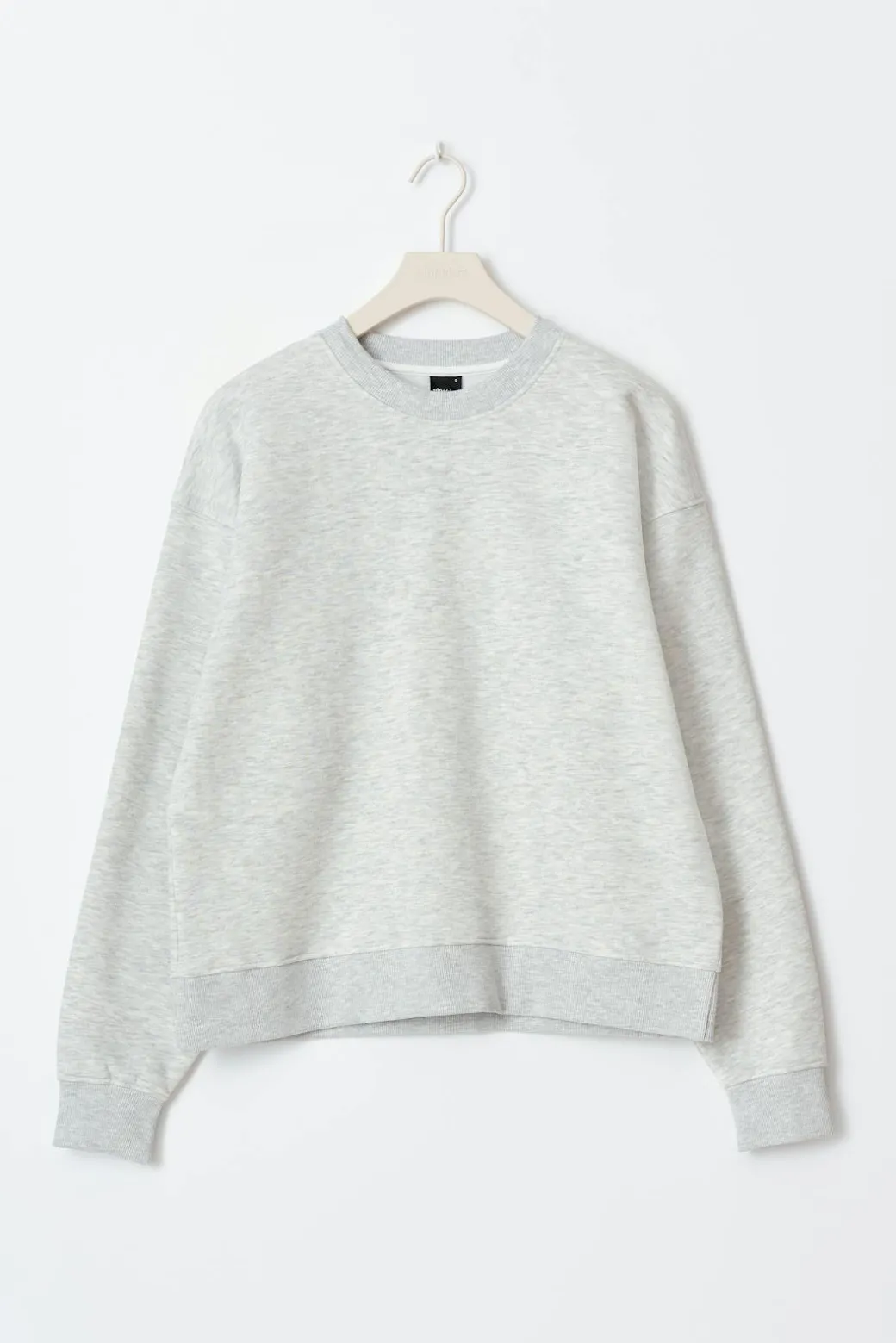 Basic sweater
