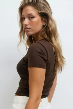 Basic tight top