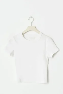 Basic tight top