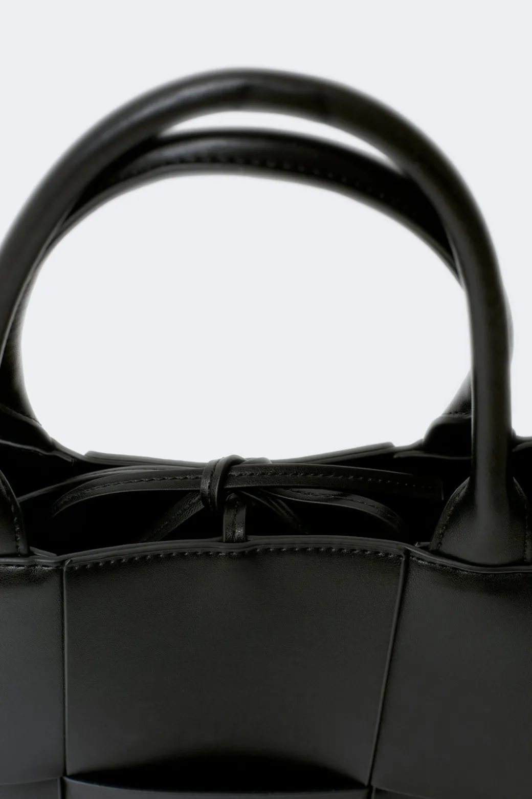 Big braided tote bag