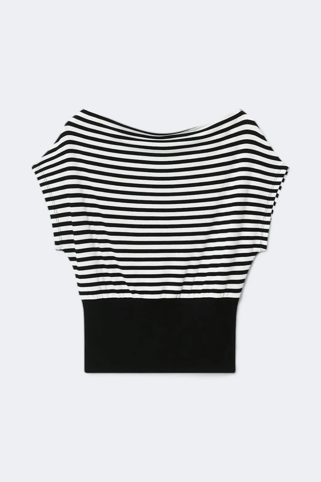 Boatneck top