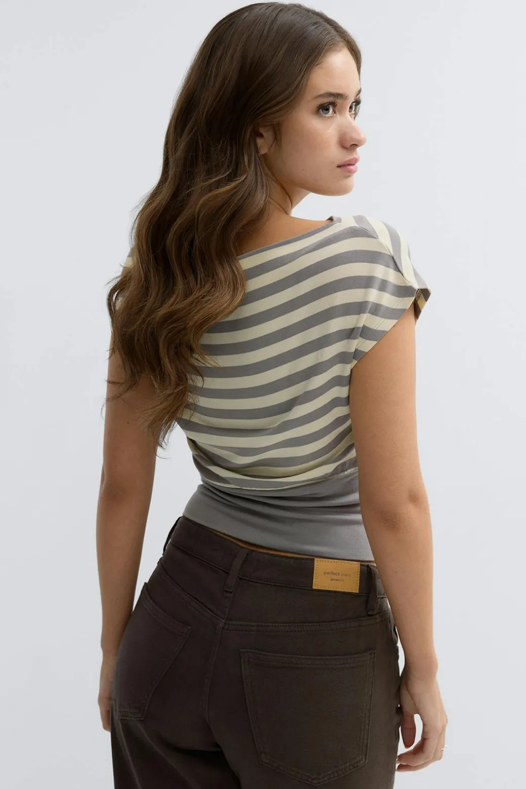 Boatneck top