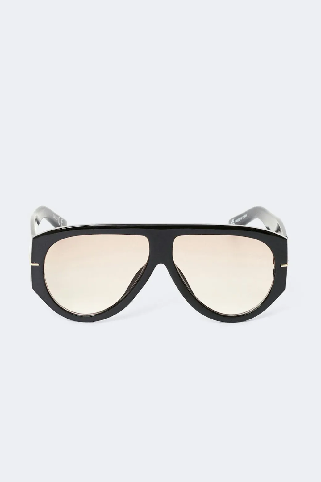 Bold aviator sunglasses