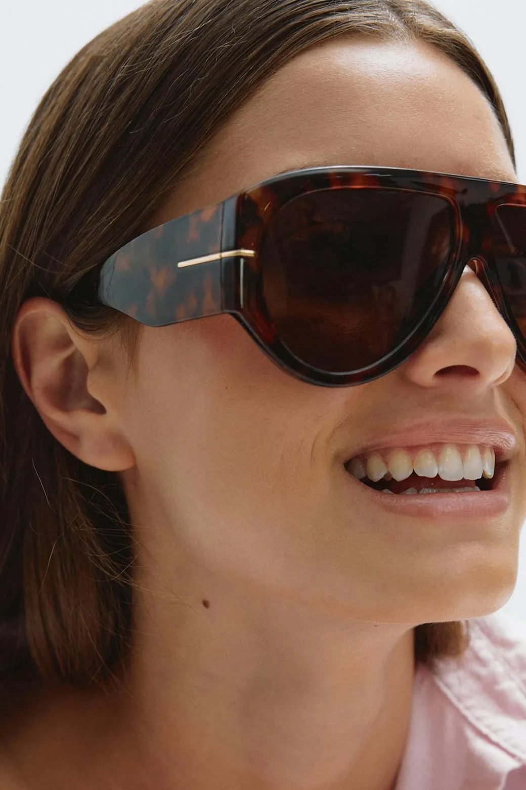 Bold aviator sunglasses