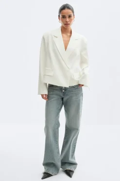 Boxy blazer