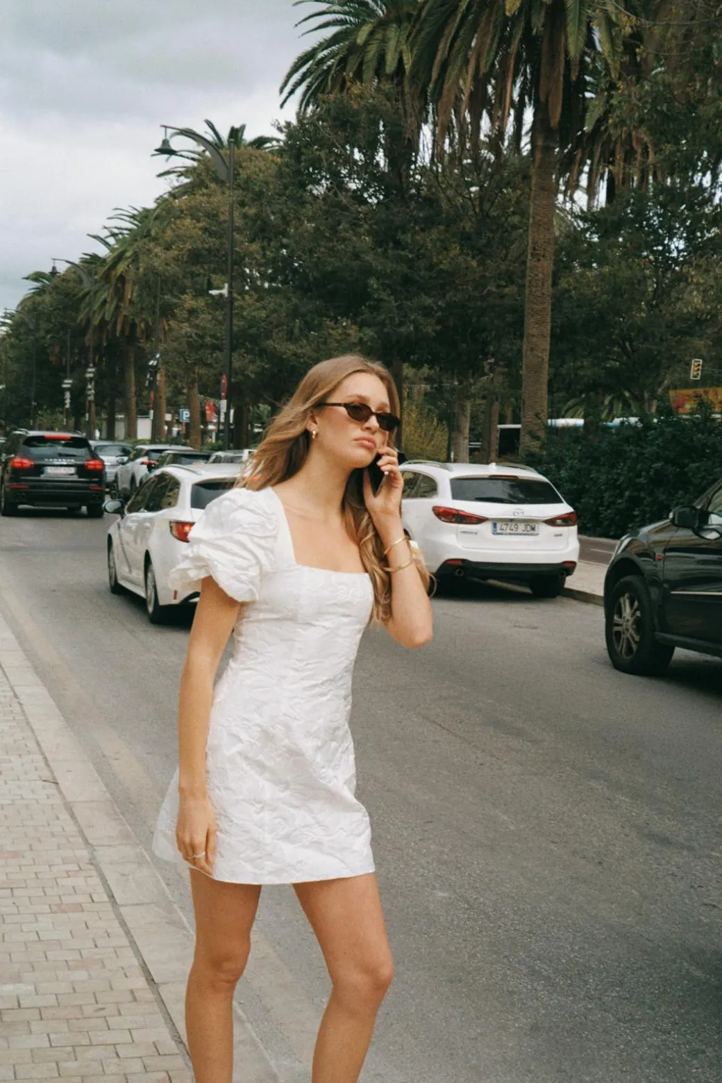 Brocade puffsleeve mini dress