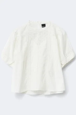 Broderie anglaise blouse