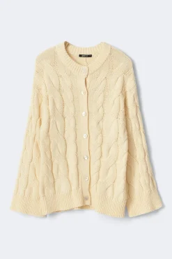 Chunky knitted cable cardigan