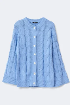Chunky knitted cable cardigan