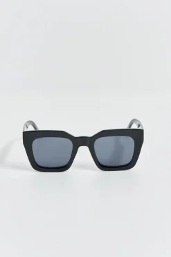 chunky sunglasses