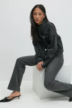 Collarless denim jacket