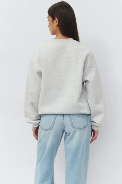 Crewneck versatile sweater