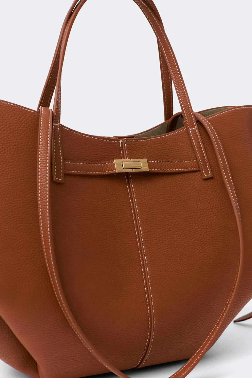 Detail strap tote bag