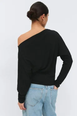 Dropped shoulder top