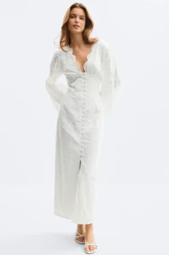 Embroidery dress