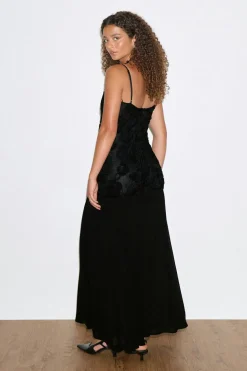 Embroidery dropped waist dress
