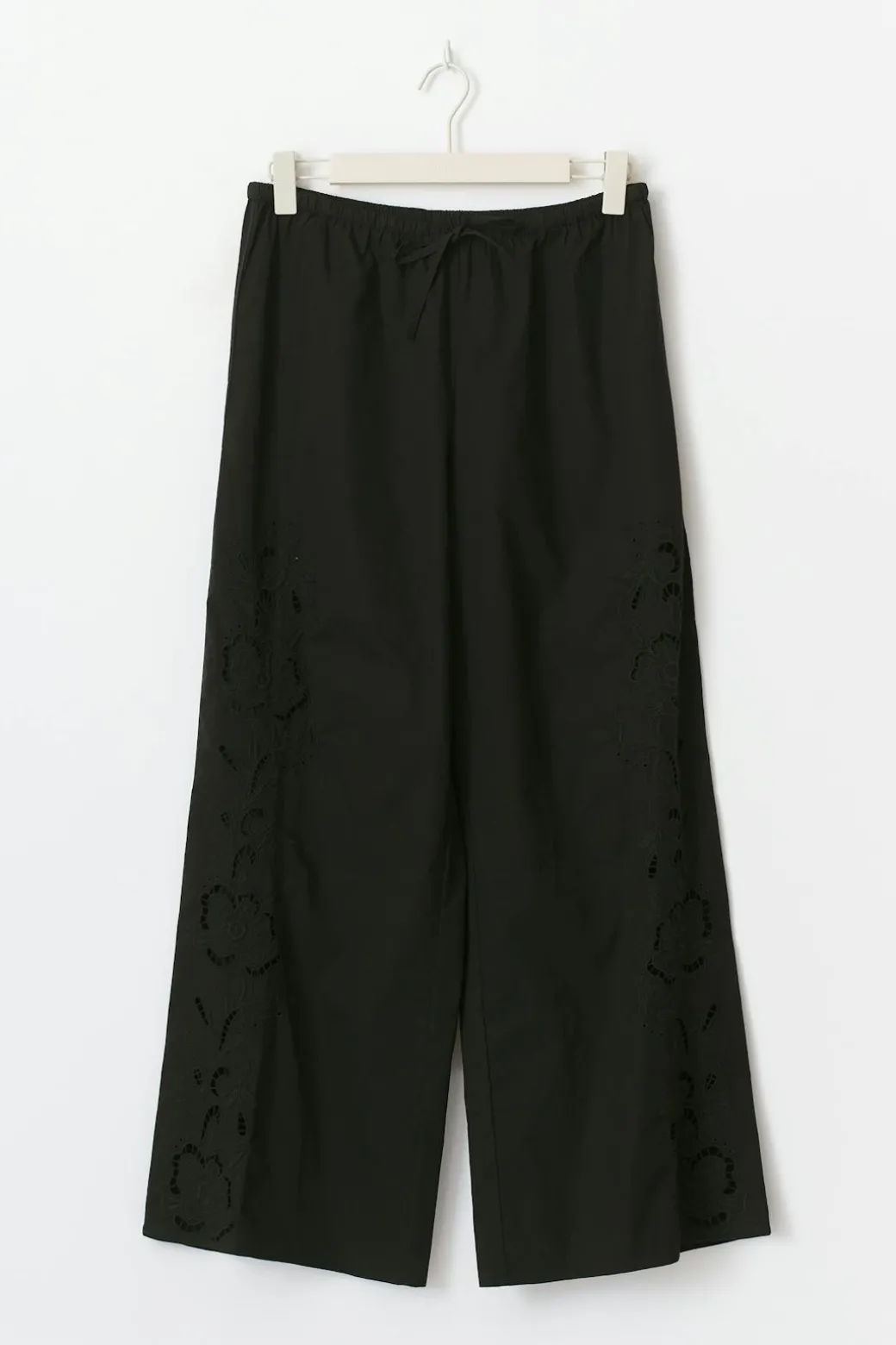 Embroidery poplin trousers