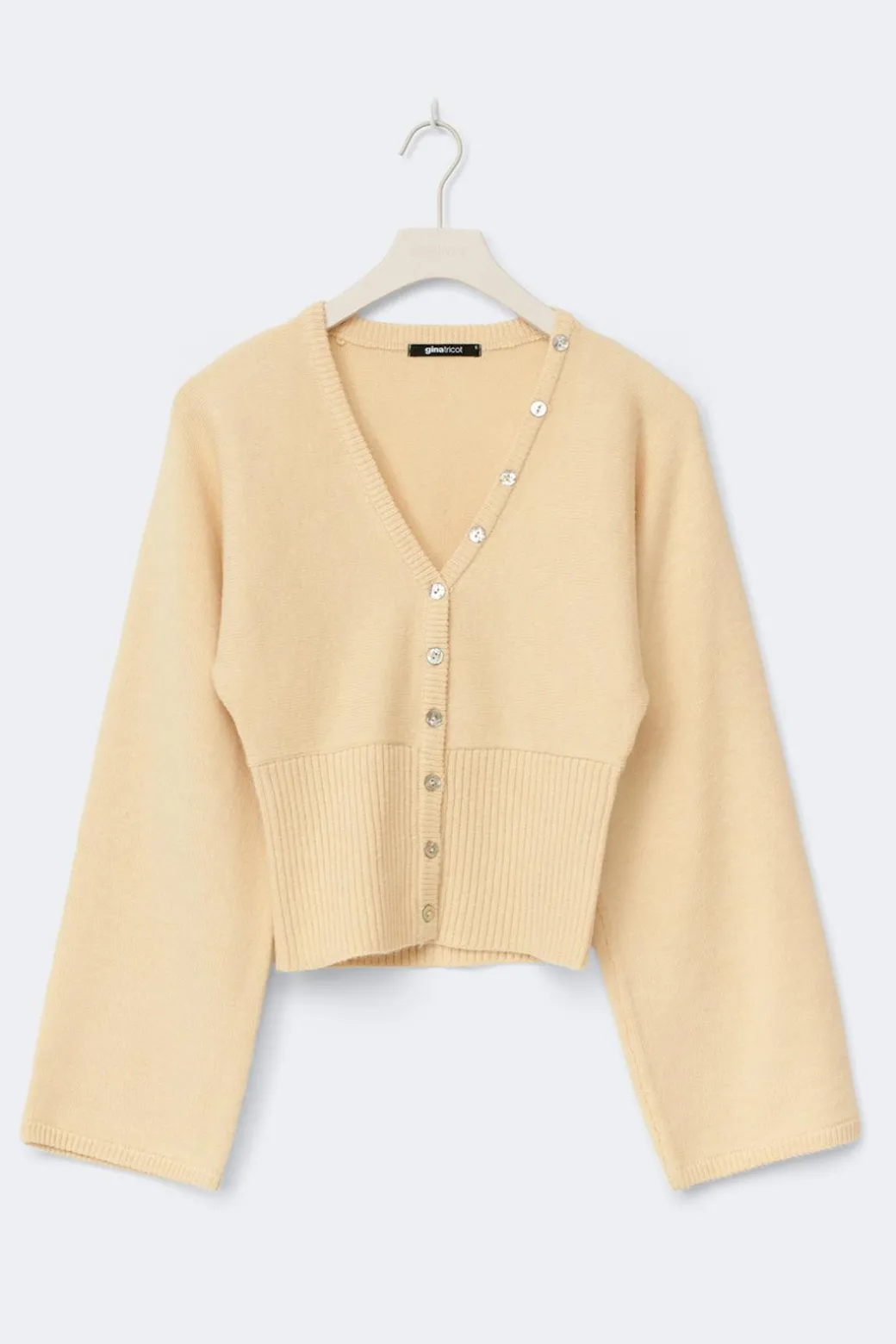 Fitted waist knitted cardigan