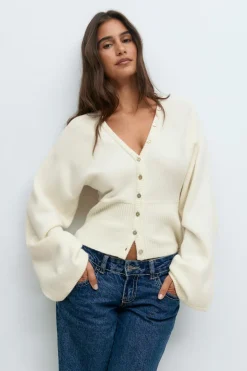 Fitted waist knitted cardigan