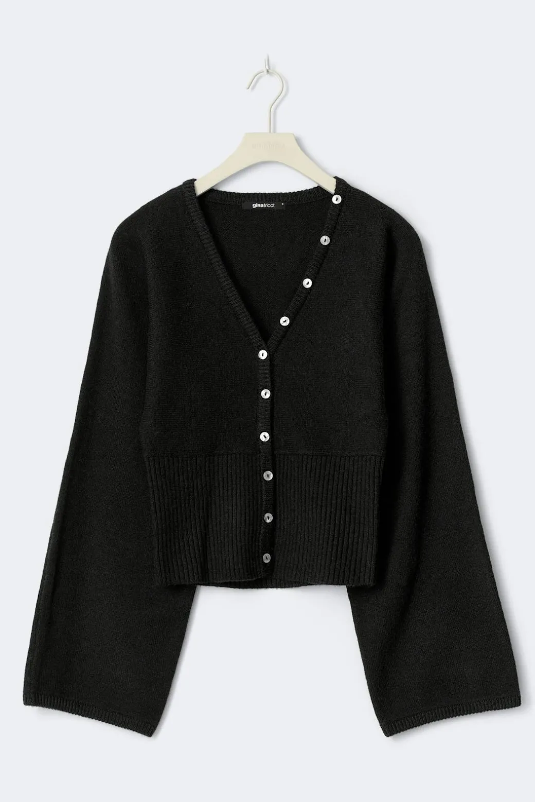 Fitted waist knitted cardigan