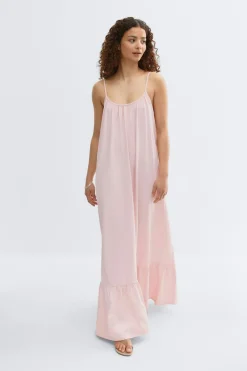 Flowy maxi dress
