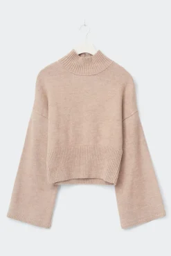 Funnel neck knitted sweater
