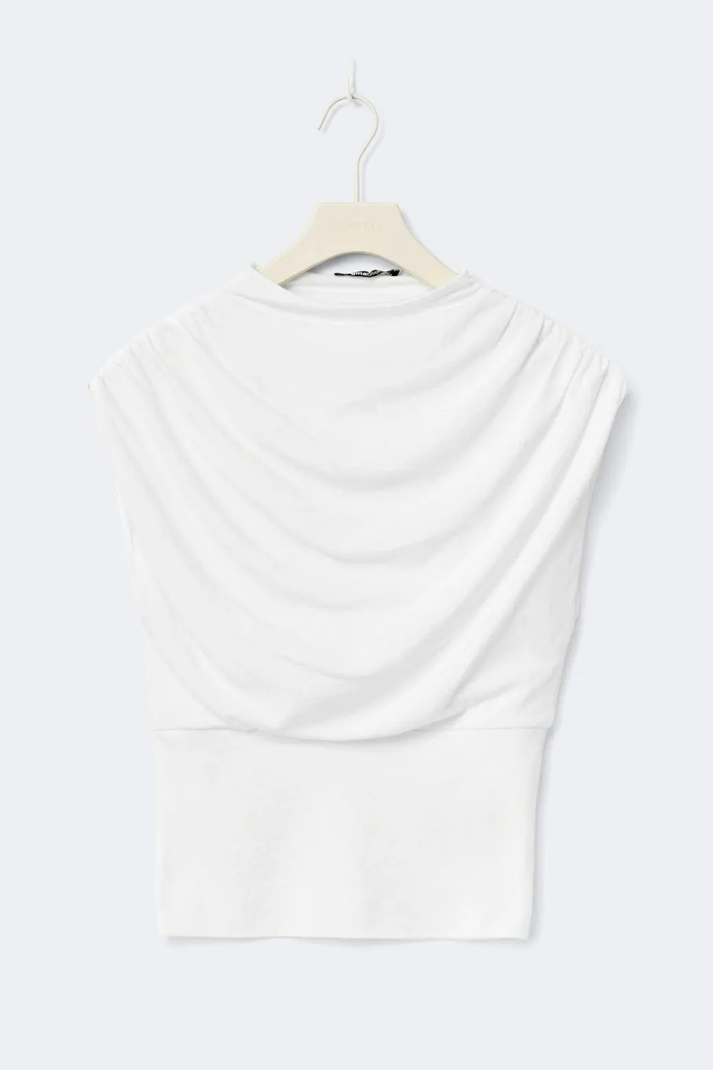 Funnel neck top