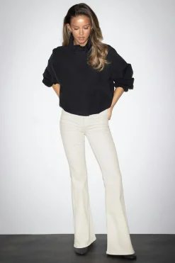 Glow low flare jeans
