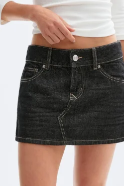 Glow low mini skirt