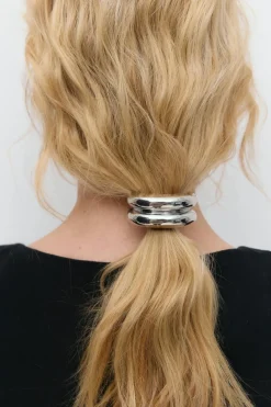 Hair tie