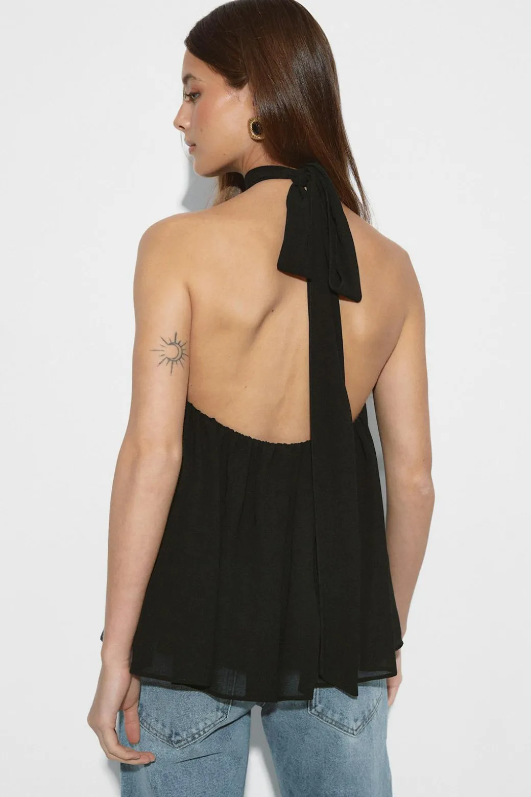 Halterneck top