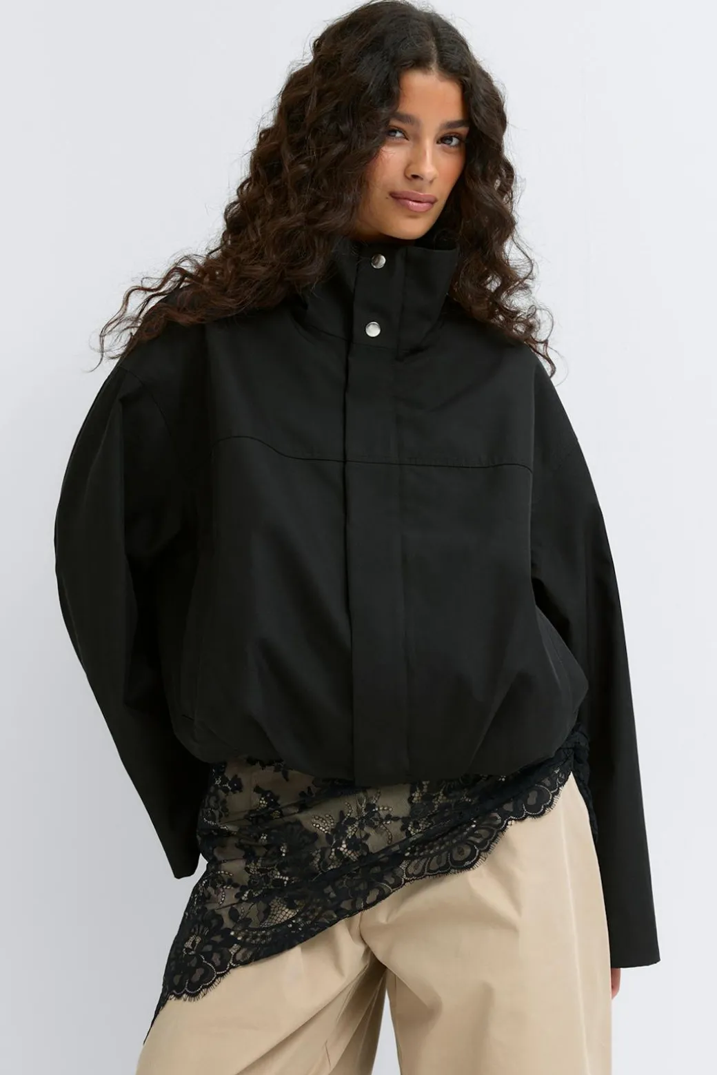 High neck short jacket