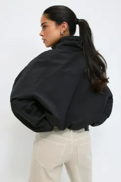 High neck sporty jacket