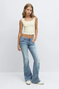 Iconic twisted jeans