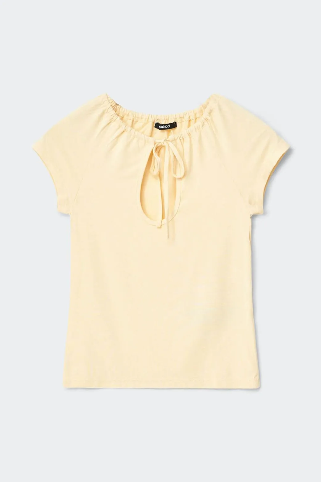 Keyhole top