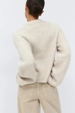 Knitted cardigan
