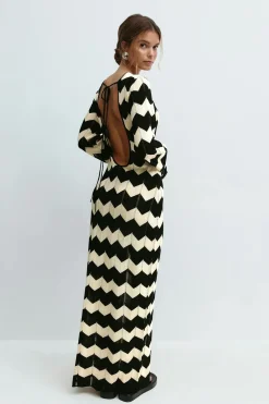 Knitted flowy maxi dress