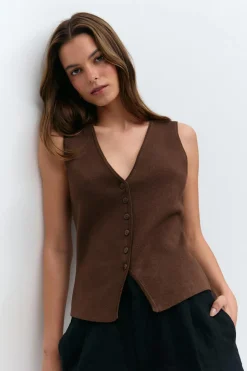 Knitted vest
